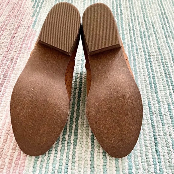 Susina Booties - Picture 9 of 10